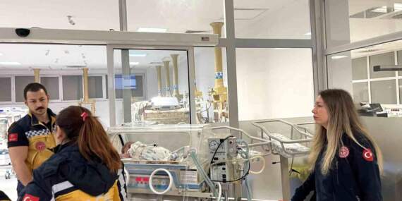 54 Günlük Bebek Uçak Ambulansla Ankara’ya Sevk Edildi