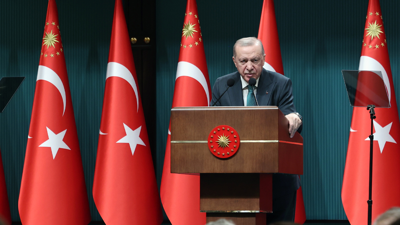 Cumhurbaşkanı Erdoğan’dan Özgür Özel’e Yanıt: ‘Ara Seçim’ Çağrısında Bulunmuştu