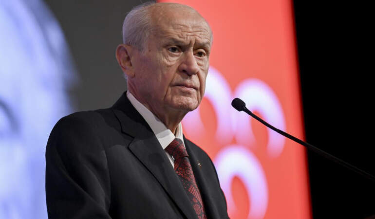 Bahçeli’den ‘Terörsüz Türkiye’ Mesajı :Barış Teslimiyet Değildir, Taviz Değildir