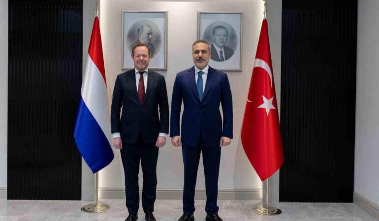Fidan ve Van Weel Görüştü