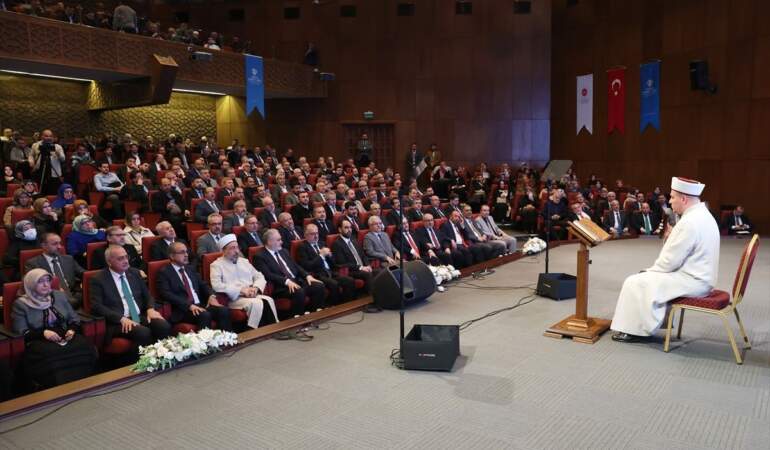 Diyanet’ten Din Görevlilerine Rehberlik