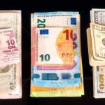 Dolar Duruldu, Euro Gevşedi: İşte Piyasalarda İlk Rakamlar