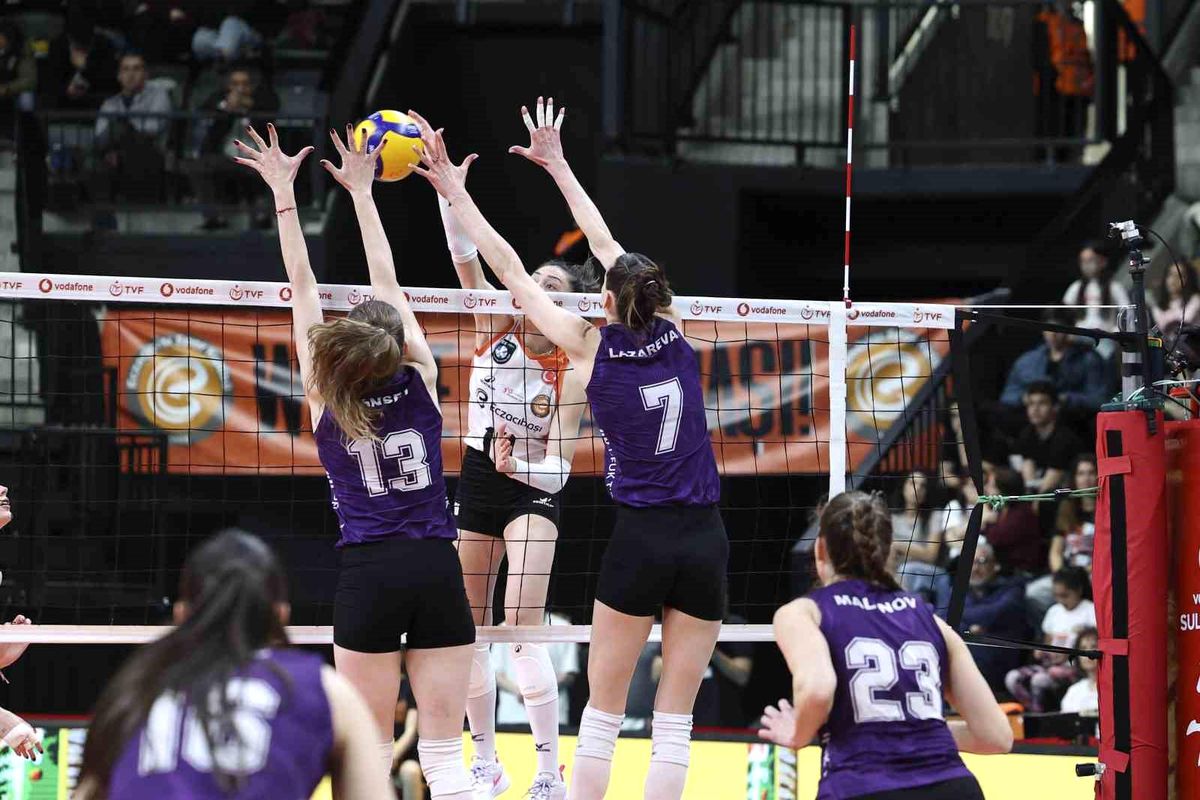 Eczacıbaşı Dynavit, Zeren Spor’u 3-1 Yendi