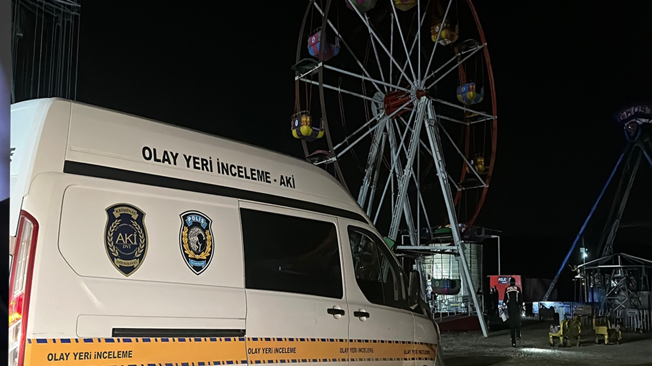 Eğlence Faciaya Döndü! Lunaparkta Düşen Genç Kurtarılamadı