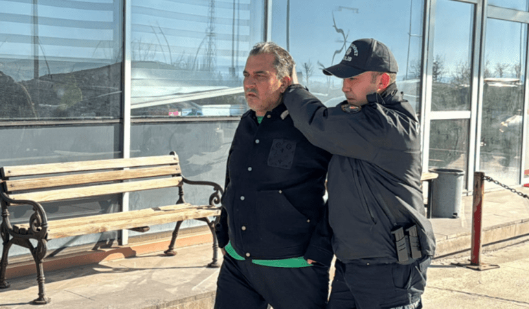 Eşme Belediye Başkanı Tozan Hakkında Tutuklama Talebi