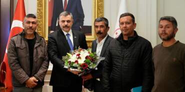 Eylemlerini sonlandıran maden işçileri İçişleri Bakanı Çiftçi’yi ziyaret etti