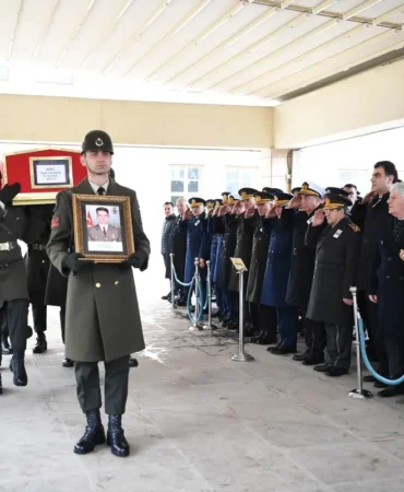 Şehit Hava Savunma Binbaşı Sinan Taştekin için Uğurlama Töreni Düzenlendi