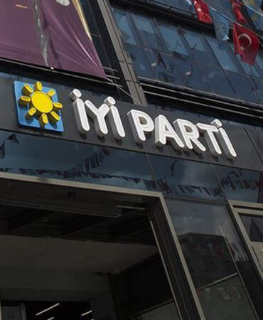 Görevden Alınan İYİ Partili Başkan Partisinden İstifa Etti