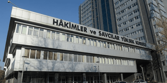 HSK, 14 Hakim ve Savcının Görev Yerini Değiştirdi