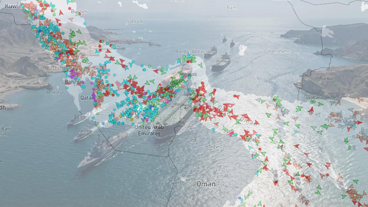 Hürmüz Boğazı’ndan İlk Gemi Geçti: Ateşkesin Olmazsa Olmaz Şartıydı