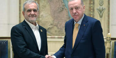 İran Cumhurbaşkanı Pezeşkiyan’dan Türkiye Açıklaması: Türk Milletinin İran’la Etkileyici Dayanışmasını Takdir Ediyoruz