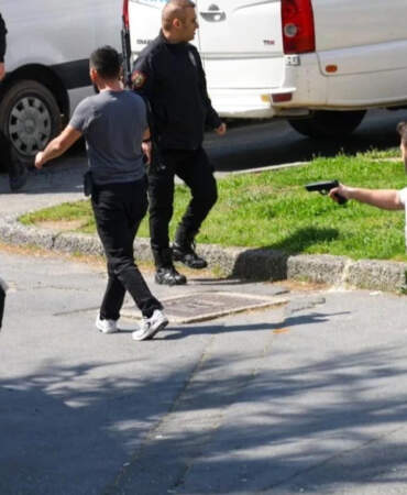 Konsolosluk Önündeki Polis Noktasına Silahlı Saldırıda Yaralı Olarak Ele Geçirilen Terörist Tutuklandı