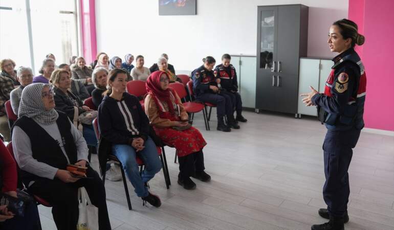 Jandarma’dan Dolandırıcılara Karşı Uyarı