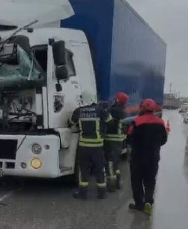Çorum’da Kaza: Şoför İtfaiye Ekiplerince Kurtarıldı