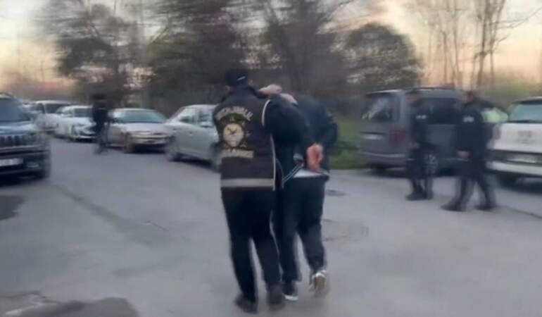 ‘Karagümrük Çetesi’ne Dört İlde Operasyon: 28 Gözaltı