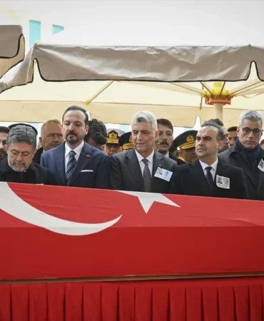 Katar’da şehit olan ASELSAN teknisyenleri son yolculuklarına uğurlandı