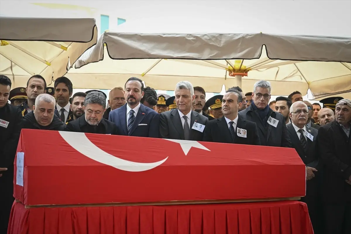 Katar’da şehit olan ASELSAN teknisyenleri son yolculuklarına uğurlandı