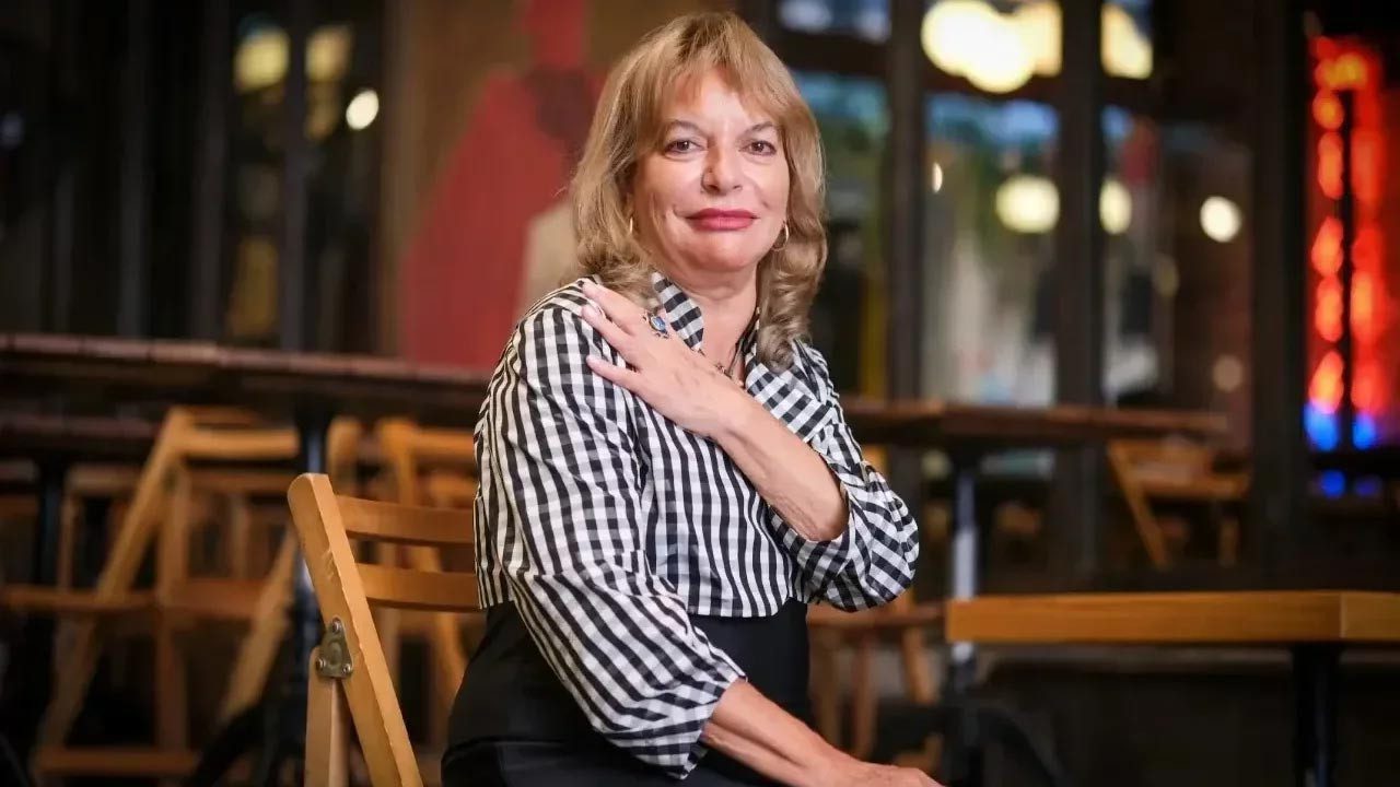 Kemal Kılıçdaroğlu İçin ‘Kılıç Artığı’ İfadesini Kullanan Mine Kırıkkanat, Cumhuriyet’teki Yazılarına Ara Verdi