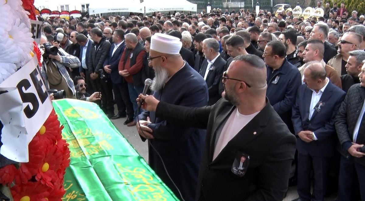 ‘Kürt Ahmet’ lakaplı Ahmet Turgut son yolculuğuna uğurlandı