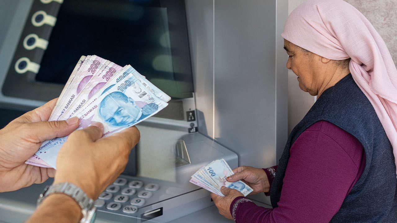 Maaşı Kesilen Emekli İçin Çıkış Yolu Var mı? SGK Başuzmanı İsa Karakaş Kimsenin Bilmediği Çözüm Yolunu Açıkladı