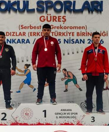 Manavgatlı güreşçi Umut Altay Türkiye ikincisi oldu