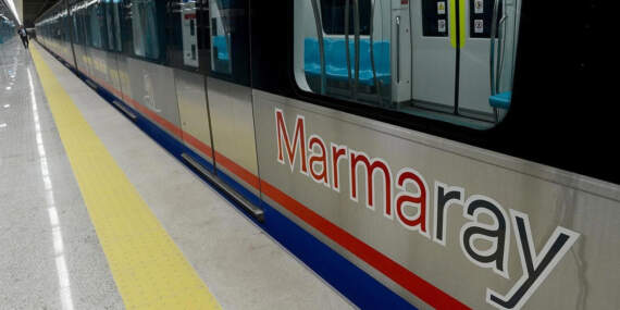 Marmaray’da İntihar Girişimi!