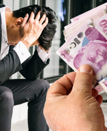 Mart Tablosu Karamsar: İstanbullunun Umudu da Cüzdanı da Daraldı