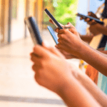 Kritik Düzenleme Meclis’ten Geçti: Çocuklara Sosyal Medya Kısıtlaması Geliyor