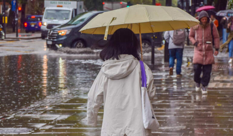 Meteoroloji Tarih Verdi:  İstanbul’da Hava Tersine Dönüyor, Sağanak Geri Geliyor