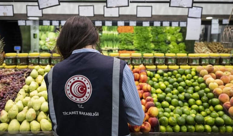 Meyve ve Sebzede Fahiş Fiyat Oyunu: Ulusal Zincir Marketler de Listede… 96 Milyon Lira Ceza Kesildi