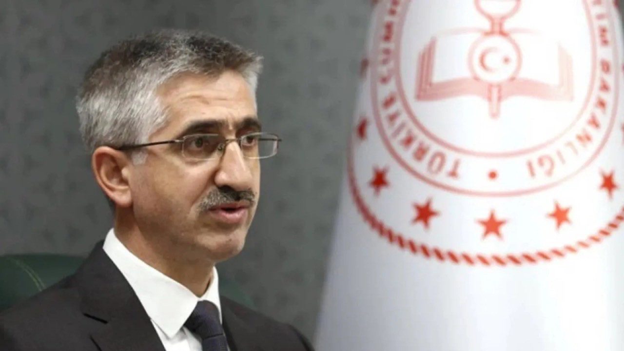 Milli Eğitim Bakan Yardımcısı Nazif Yılmaz Görevden Alındı