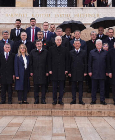 Milli İradenin 106. Yılı… Devlet Erkanı Ata’nın Huzurunda