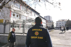 Okullarda Kırmızı Alarm: Her Kapıda En Az 2 Polis