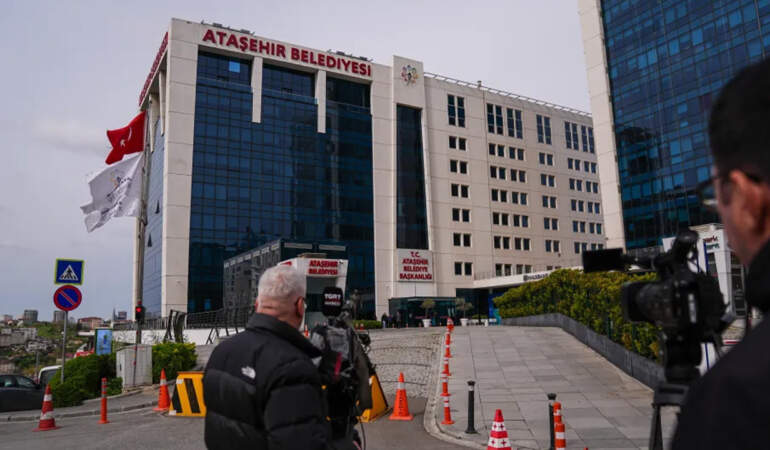 Onursal Adıgüzel’in Yerine Kim Gelecek? Ataşehir’de Seçim Tarihi Belli Oldu