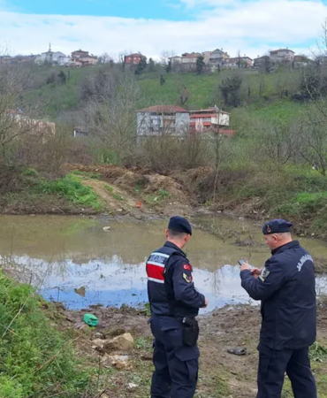 Oyun Kabusa Dönüştü! Balçığa Saplanan Çocuk Kurtarılamadı