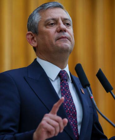 Özgür Özel İşareti Verdi: 4 Mayıs’ta CHP 81 İldedir, 973 İlçededir! Yolumuz Açık Olsun