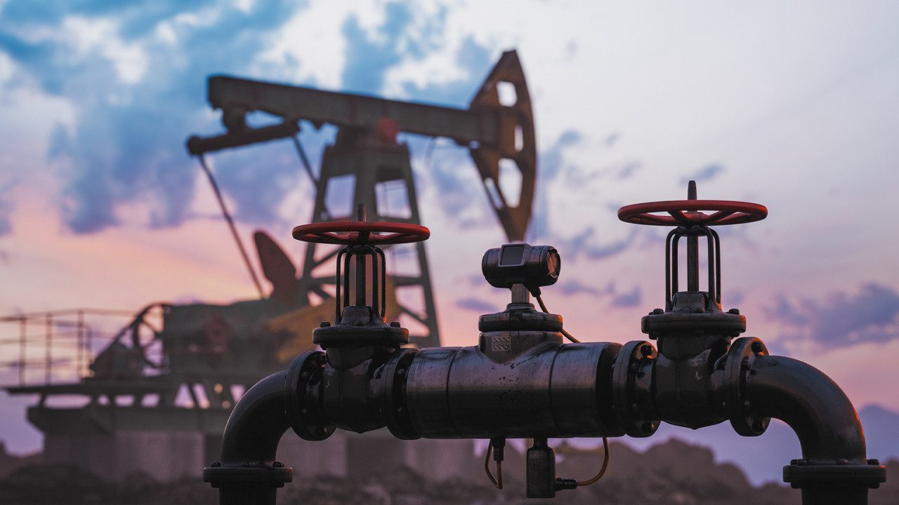 Petrol Piyasasında ‘Hürmüz’ Düğümü: 100 Dolar Sınırını Yeniden Aştı