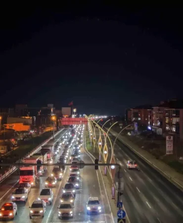 Polatlı’da Bayram Trafik Yoğunluğu