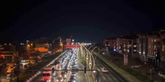 Polatlı’da Bayram Trafik Yoğunluğu