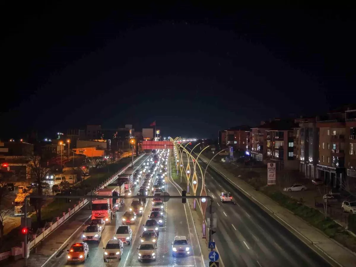 Polatlı’da Bayram Trafik Yoğunluğu