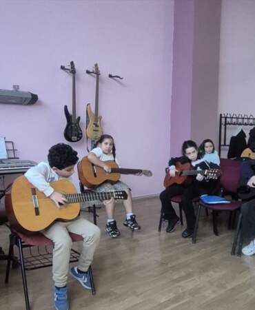 Pursaklar’da Müzik Kursları İlgiyi Çekiyor