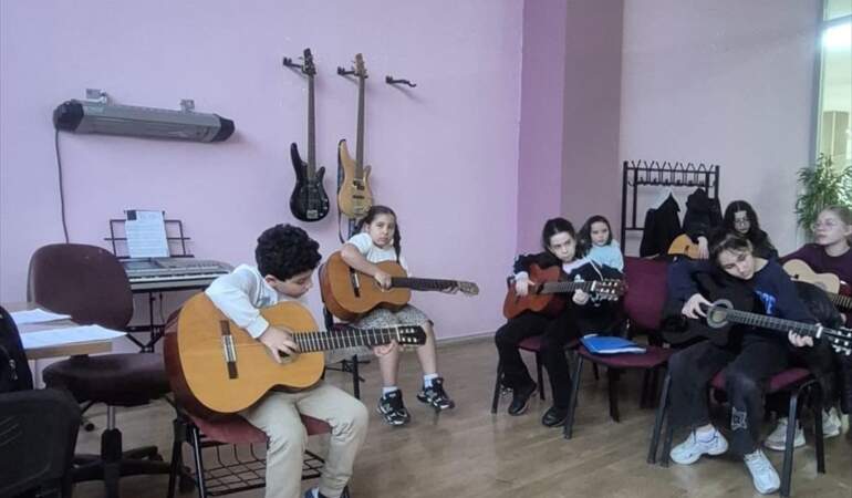 Pursaklar’da Müzik Kursları İlgiyi Çekiyor