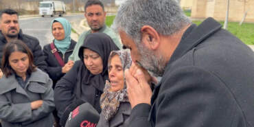 Rojin Kabaiş’in Babasından Gülistan Doku’nun Ailesine Ziyaret