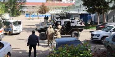 Şanlıurfa’da Liseye Kanlı Baskın: Av Tüfeğiyle Girdi Rastgele Ateş Açtı, İntihar Etti! Yaralılar Var