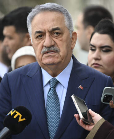 Siyasette ‘Ara Seçim’ Tartışması: AK Parti Kapıyı Kapattı