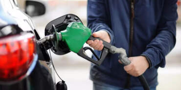 Sürücüler Dikkat: Akaryakıta Önce İndirim, Sonra Büyük Zam Kapıda