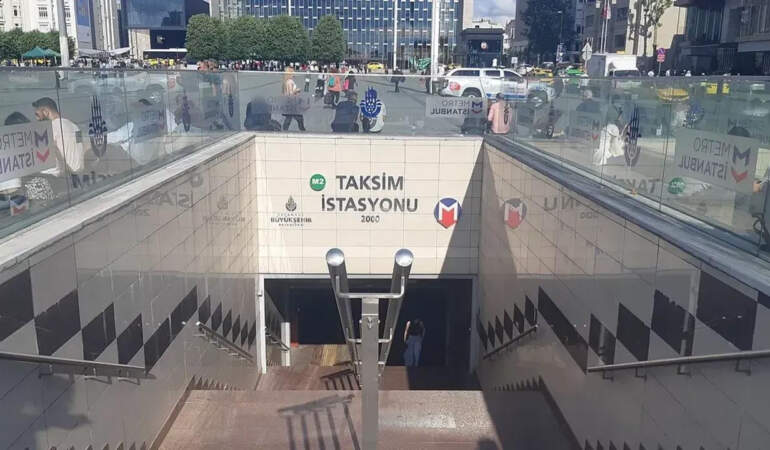 İstanbul Valiliği’nin Kararıyla Taksim Metro Kapatıldı