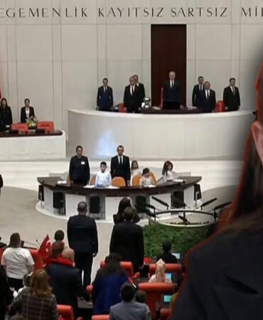 TBMM’de 23 Nisan Özel Oturumu’na Okul Saldırıları Damga Vurdu! Çocuk Başkan İnci Yıldız Şentürk’ün Sözleri Duygulandırdı