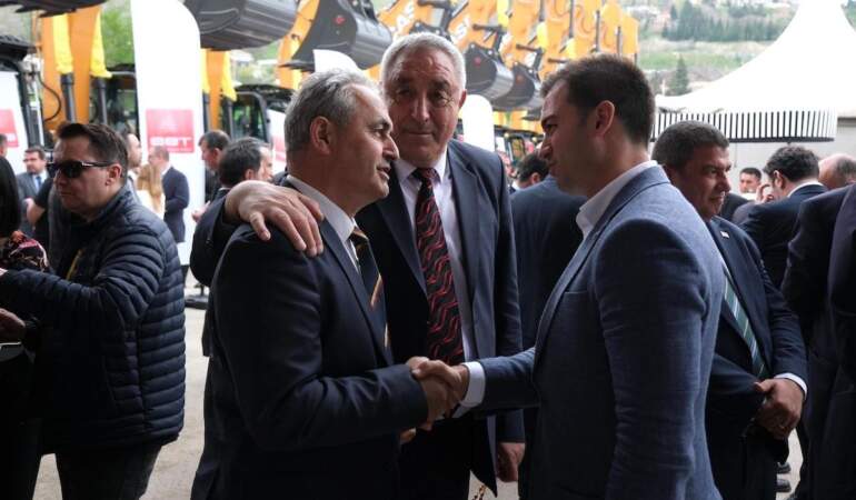 Türkiye Belediyeler Birliği’nden hizmet aracı desteği