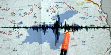 Van Depremi Sonrası Uzmanlardan Kritik Değerlendirmeler: Daha Büyük Bir Deprem Beklentisi Var mı?